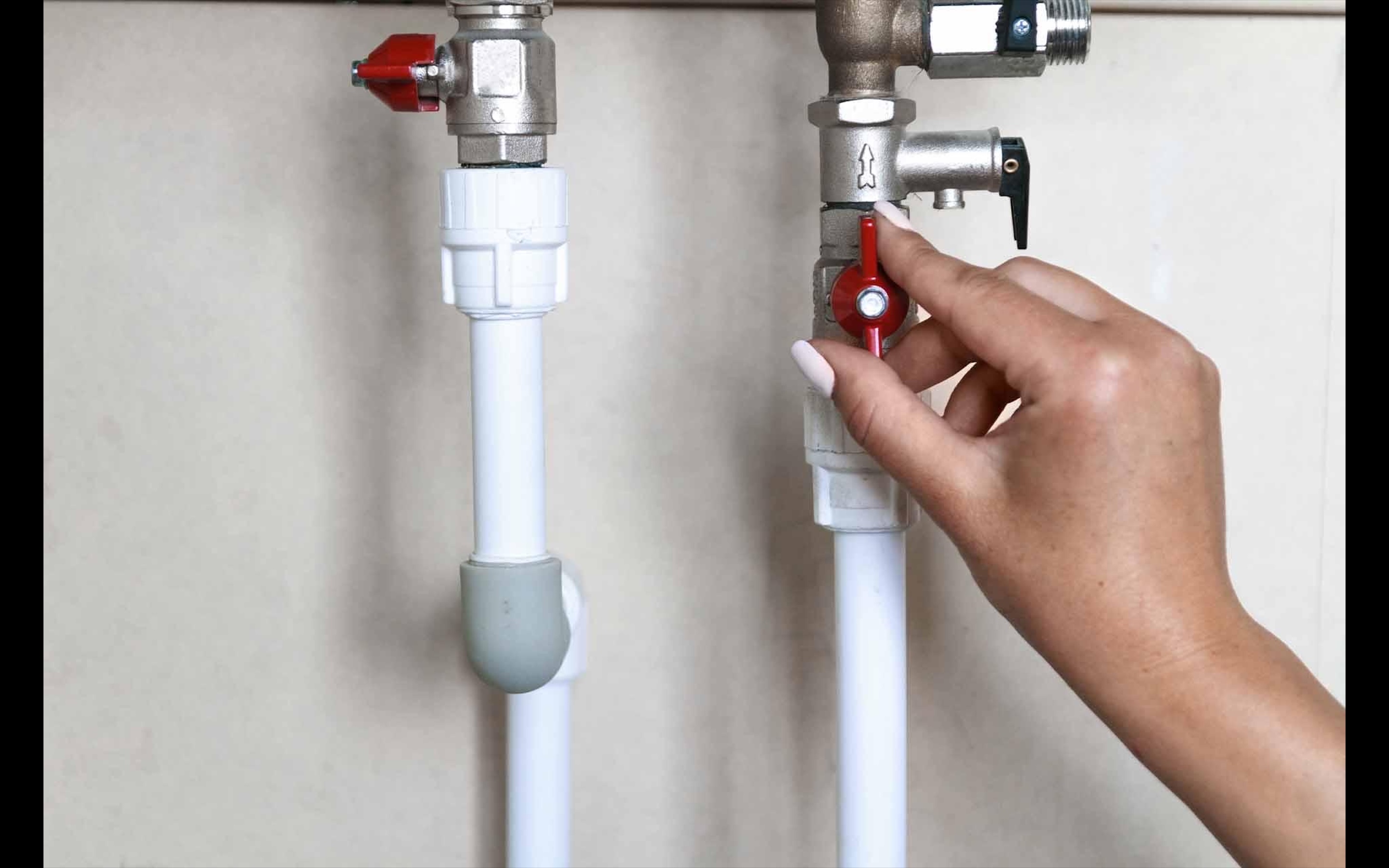 Turning off the water supply
